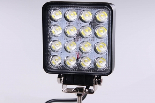 Pracovné svetlo LED štvorcové 48W 4000lm Autolamp 12V/24V bodové konzolové